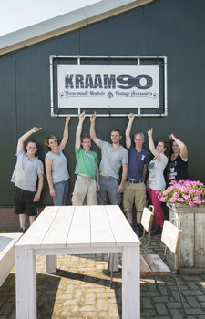 Promotieteam Kraam90